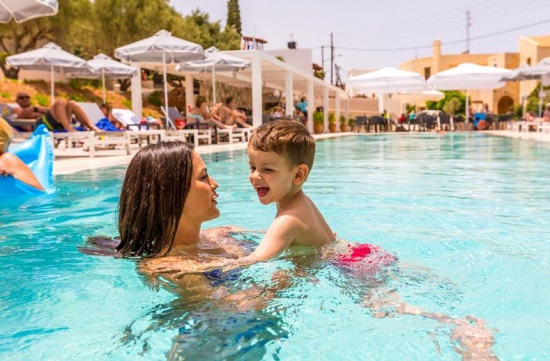 TIME TO SMILE Koutouloufari